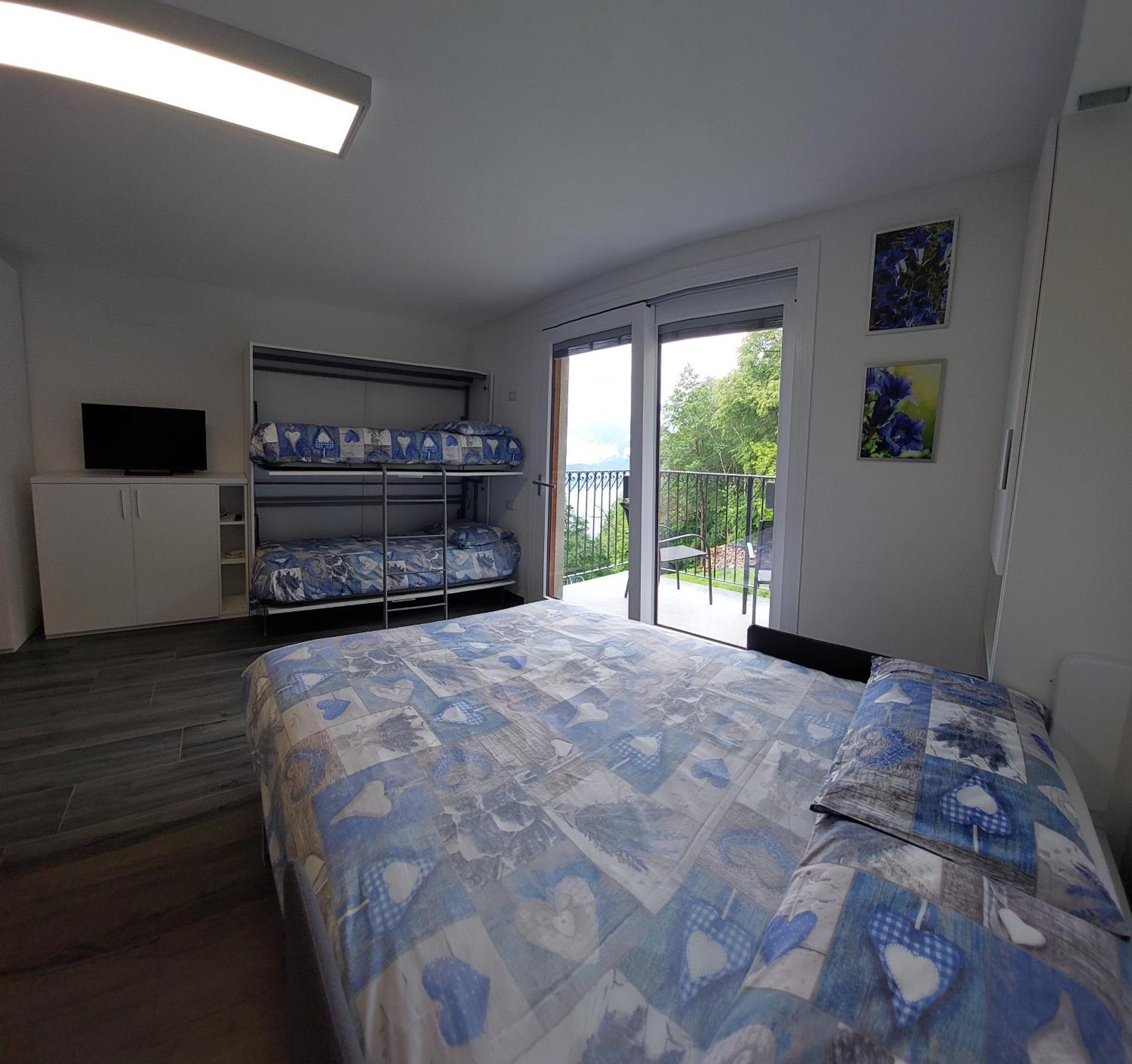 Agriturismo Piccolo Paradiso Pianello Del Lario Bagian luar foto