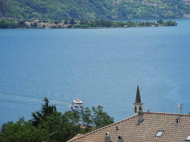 Agriturismo Piccolo Paradiso Pianello Del Lario Bagian luar foto