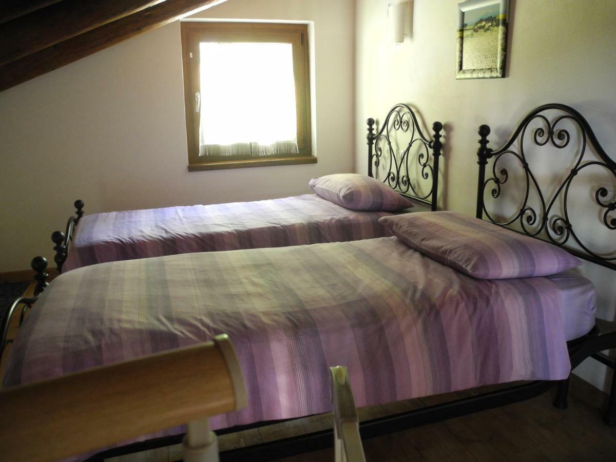 Agriturismo Piccolo Paradiso Pianello Del Lario Bagian luar foto