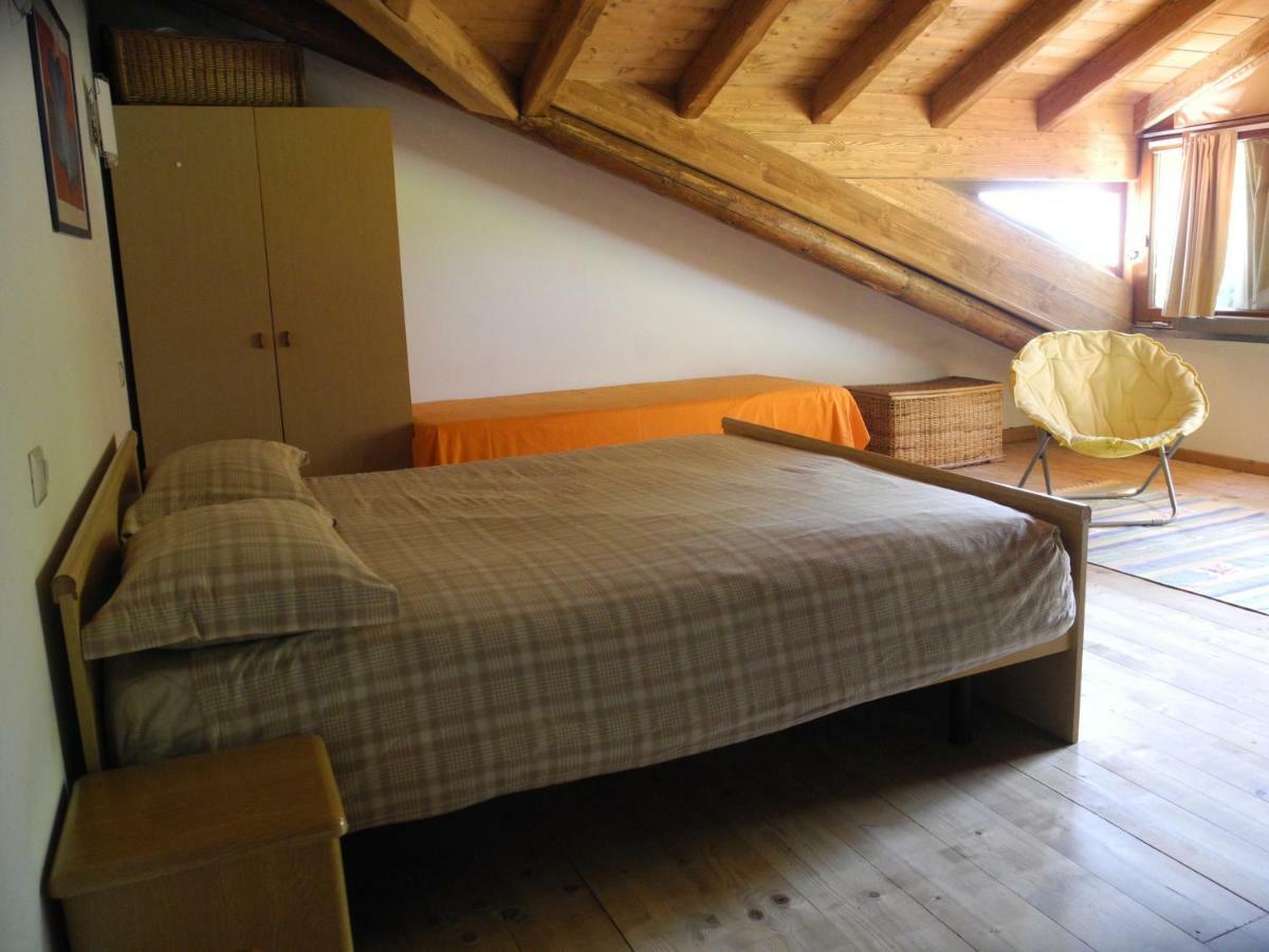 Agriturismo Piccolo Paradiso Pianello Del Lario Bagian luar foto